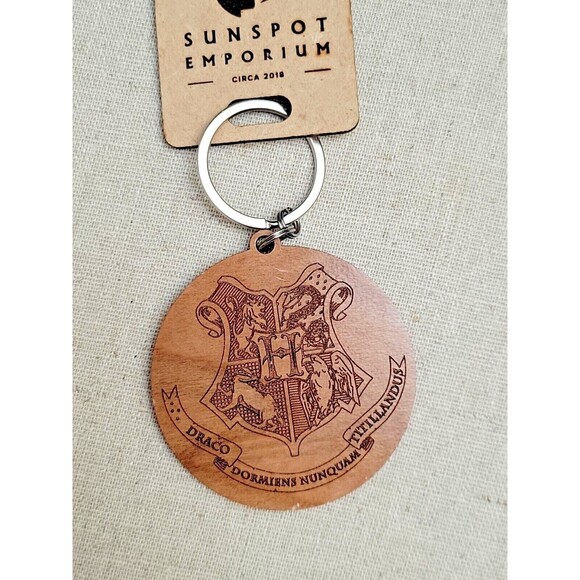 Harry Potter Wizarding Ravenclaw Wood Keychain Key Fob Quidditch Captain - Picture 3 of 5